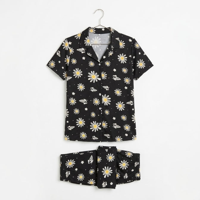Y&B Co.Papatya ve Kelebek Desenli Pattern Düğmeli Kadın Pijama Takımı