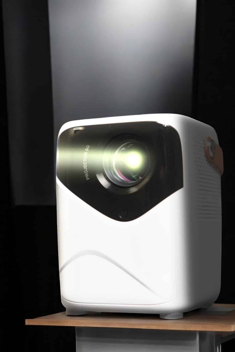 Taşınabilir Android Projeksiyon Wifi Destekli 4K Multimedia Tabanlı Ev Ve Ofis Tipi